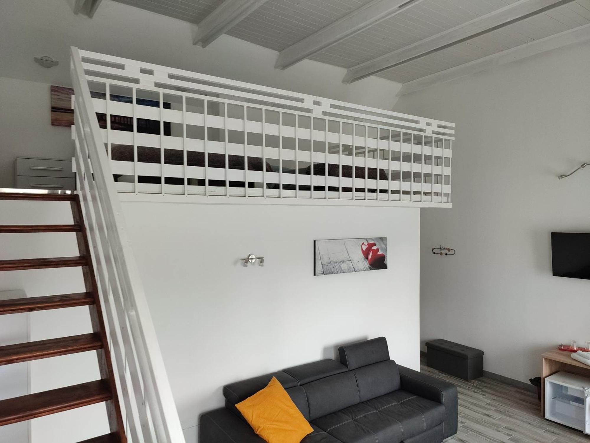 Nautica Tarello - Casa Ena Beb Bed & Breakfast Viverone Exterior photo